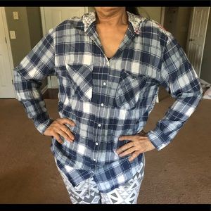 Bethany Mota small sleeve hoodie shirt blue!